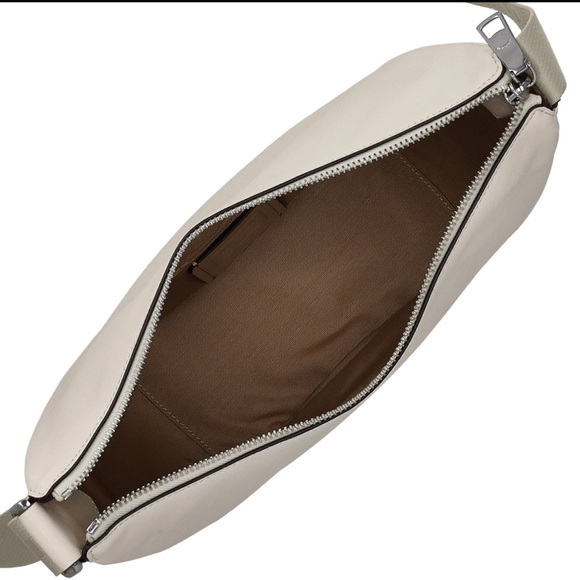 Coach convertible PACE bag W/Beachball bag charm - Picture 4 of 13